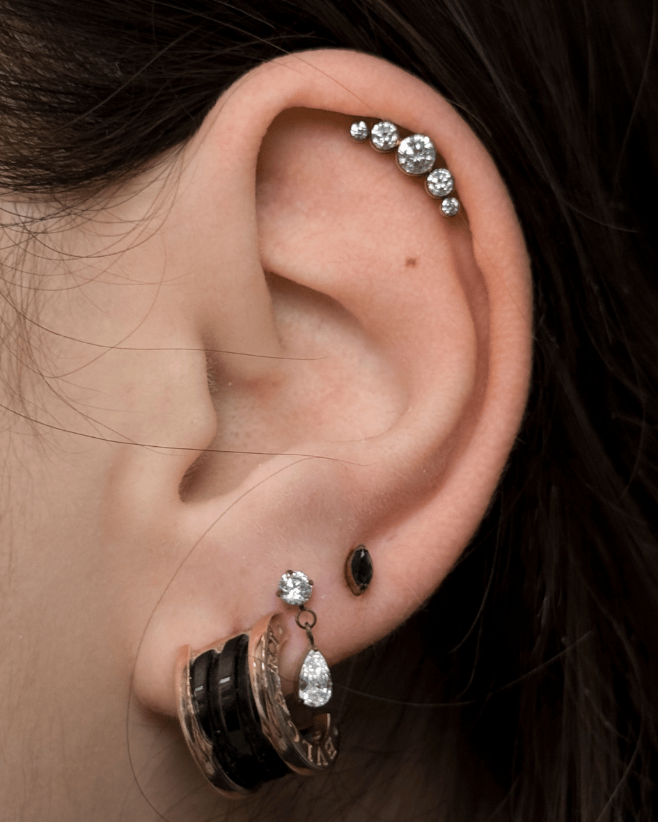Joyería de titanio para piercing en Lola Tattoo Marbella - joyeria-16